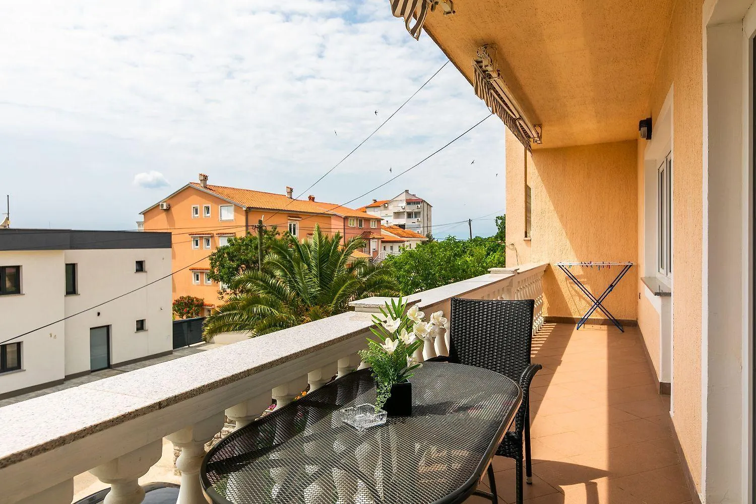 Charmantes Apartment Nur 500 Meter Zum Strand Mit Privatem Balkon, Grill, Privatparkplatz Crikvenica