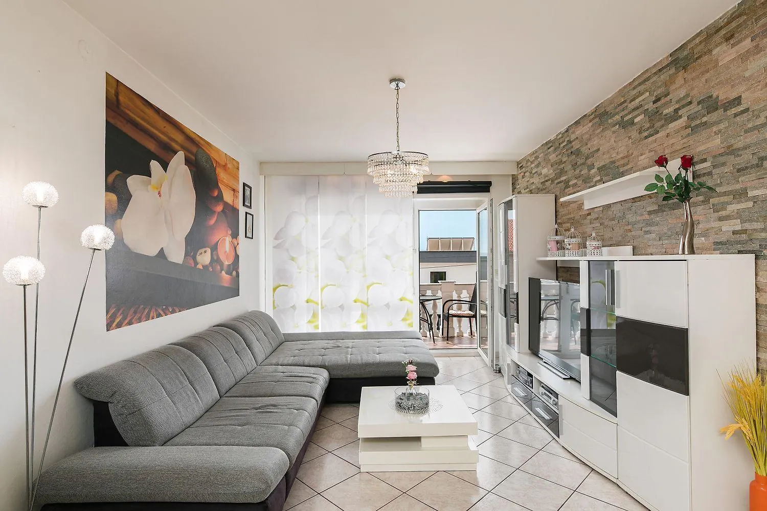 Charmantes Apartment Nur 500 Meter Zum Strand Mit Privatem Balkon, Grill, Privatparkplatz Crikvenica