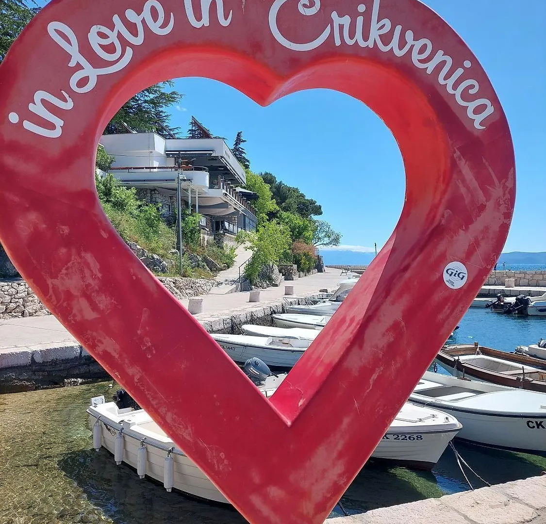 Charmantes Apartment Nur 500 Meter Zum Strand Mit Privatem Balkon, Grill, Privatparkplatz Crikvenica Croatia
